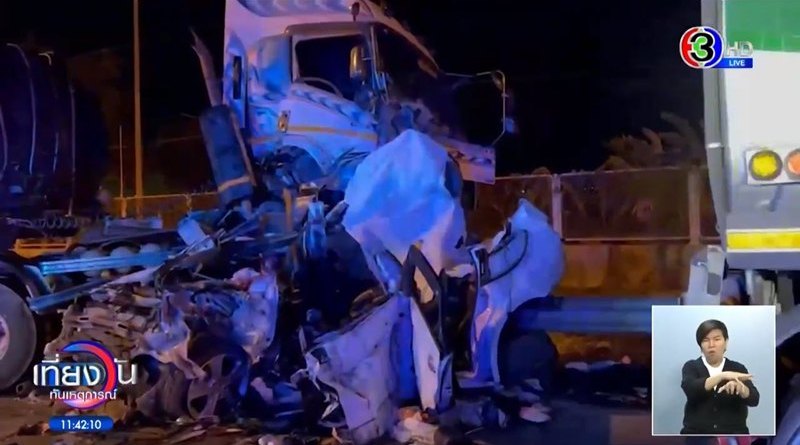 ส่องภาพมุมสูง เก๋งโดนชนท้ายดับ 8 ศพ