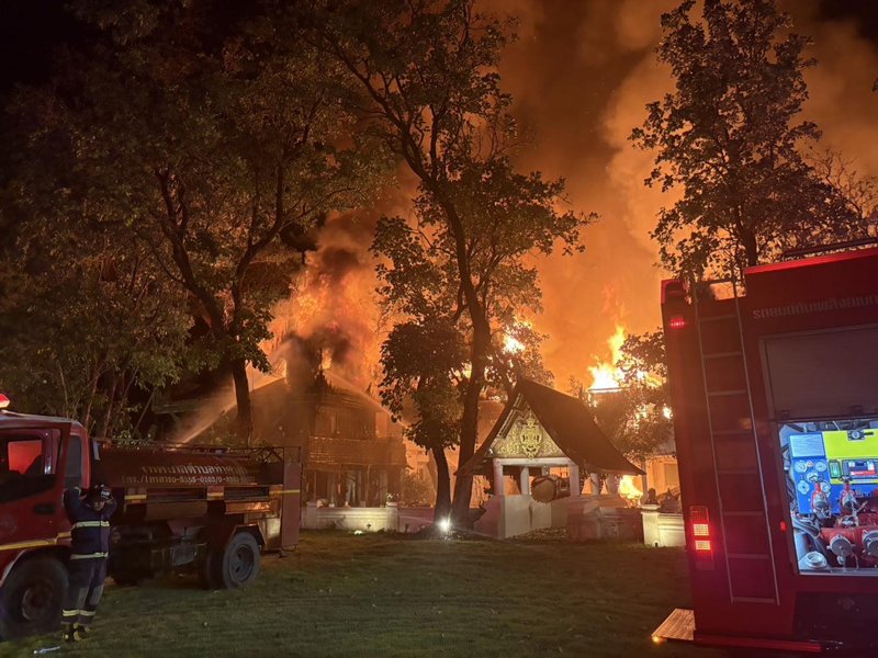 ไฟไหม้โรงแรมดาราเทวี โรงแรมดังเชียงใหม่ กลางดึก 