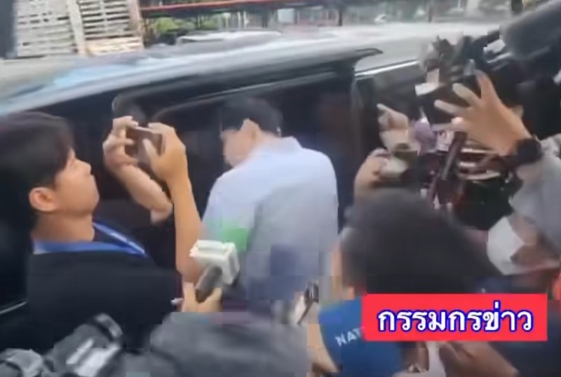 พีช สมิทธิพัฒน์ ไม่ขอทน โพสต์หลังกล้องกระแทกหัว