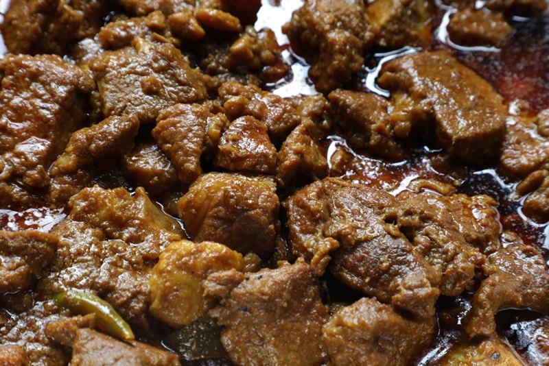 สาวอ้าง ได้แกงจากลุงแปลกหน้า กินไปเอะใจแปลก ๆ ช็อกหลังรู้เนื้ออะไร