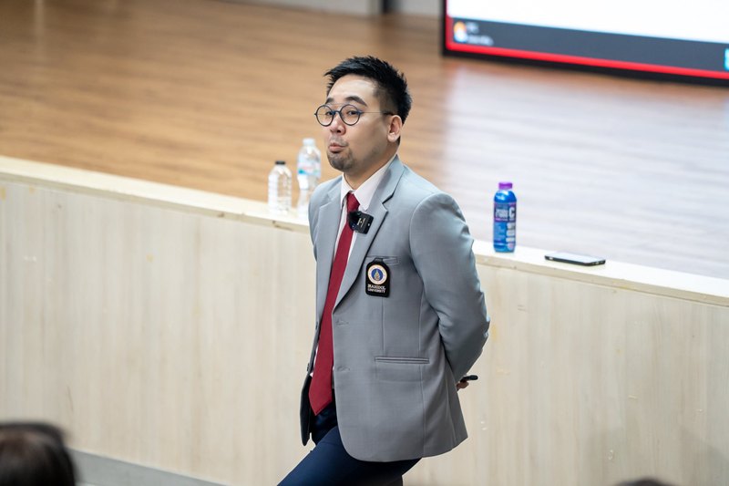 ปมร้อนวงการคนมีญาณ ดร.ตฤณห์ ฟาดรัว เพจดังใบ้ให้ สื่อสารกับคนตาย 