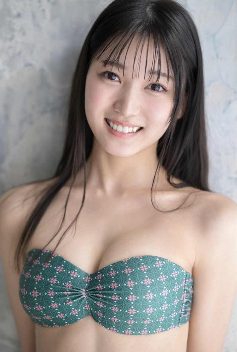 Hatsumi Nanoka นักศึกษาชั้นนำ ผันตัวเป็นดารา AV น้องใหม่