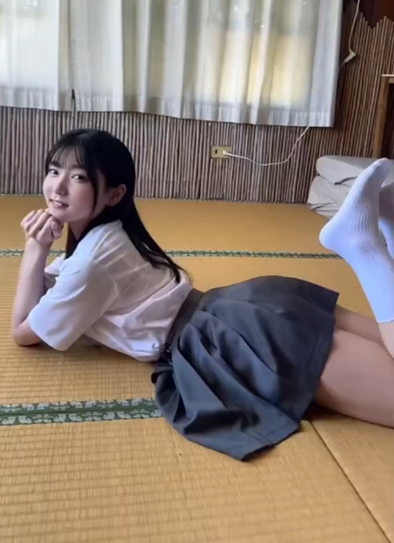 Hatsumi Nanoka นักศึกษาชั้นนำ ผันตัวเป็นดารา AV น้องใหม่