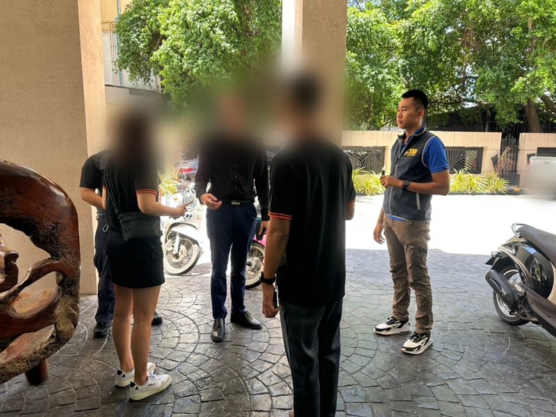 สาวแสบโกงเงินบริษัท 13 ล้าน หนีไปพัทยา แต่พลาดโดนจับ