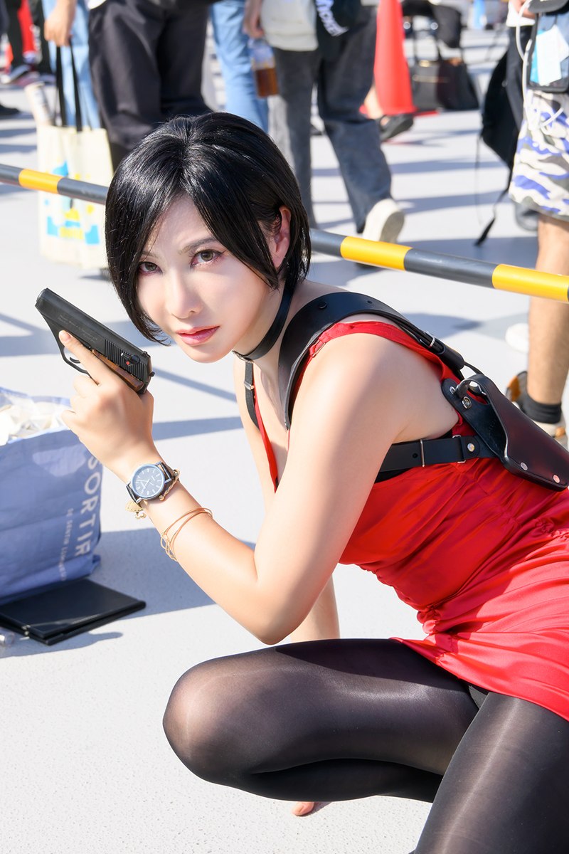 คุณแม่วัย 48 แต่งคอสเพลย์ Ada Wong เป๊ะจนเป็นไวรัล 