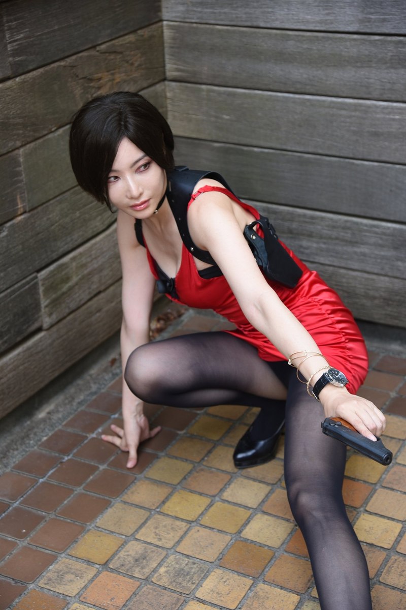 คุณแม่วัย 48 แต่งคอสเพลย์ Ada Wong เป๊ะจนเป็นไวรัล 