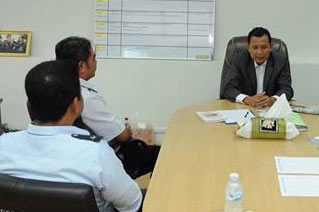 โชเฟอร์รถทัวร์อ้างปวดฉี่-ไม่คิดลวนลาม หลังผู้โดยสารสาวตั้งกระทู้อุทาหรณ์ 