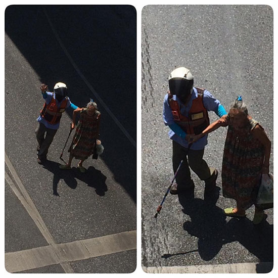 ชื่นชม ! วินมอเตอร์ไซค์ใจหล่อ อาสาพาคุณยายข้ามถนน