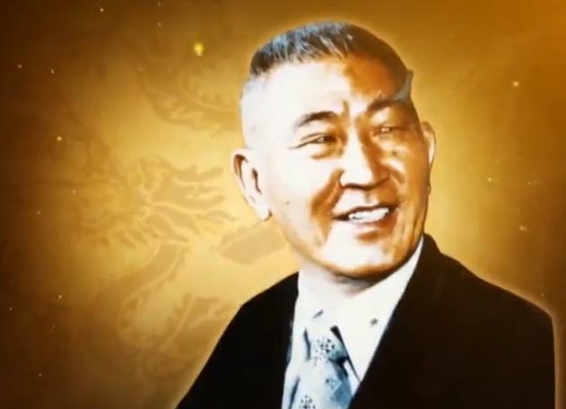  เกียรติ วัธนเวคิน หรือ เจ้าสัวเกียรติ วัธนเวคิน ผู้ก่อตั้งธนาคารเกียรตินาคิน