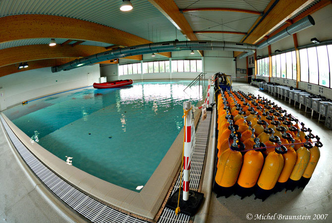 NEMO 33 สระว่ายน้ำที่ลึกที่สุดในโลก
