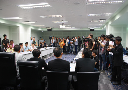 บัวขาว ป. ประมุข