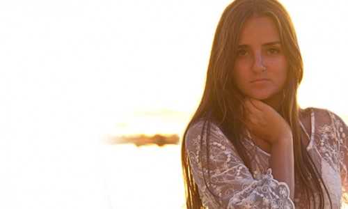 คาตาริน่า มิกลิโอรินี ประมูล เปิดบริสุทธิ์