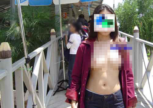 โป๊ เปลือย