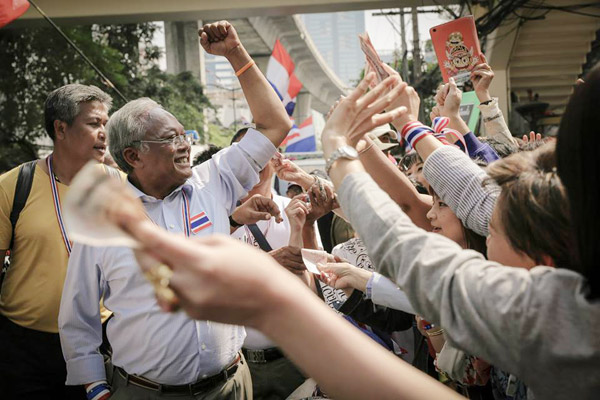 สุเทพ เทือกสุบรรณ