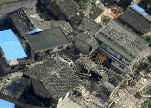 แผ่นดินไหวเสฉวน