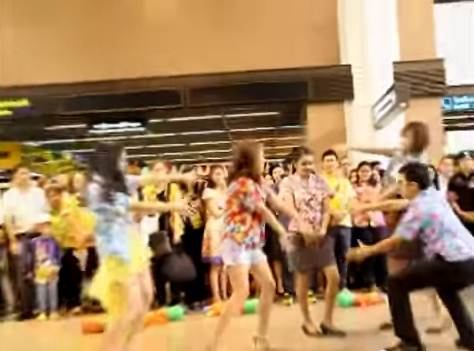 วันสงกรานต์