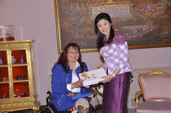 ยิ่งลักษณ์ - ลัดดา แทมมี่