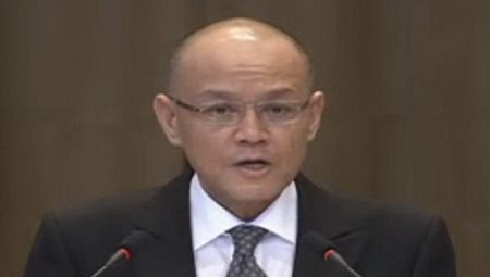 วีระชัย พลาศรัย