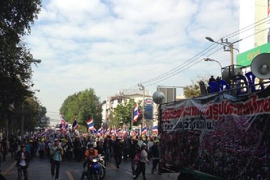 ม็อบสุเทพ