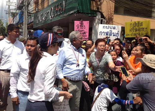 สุเทพ เทือกสุบรรณ