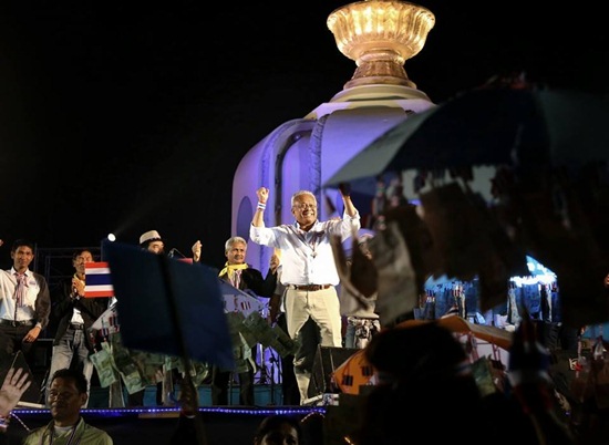 สุเทพ เทือกสุบรรณ