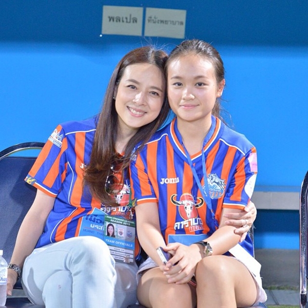 ลูกสาวมาดามแป้ง