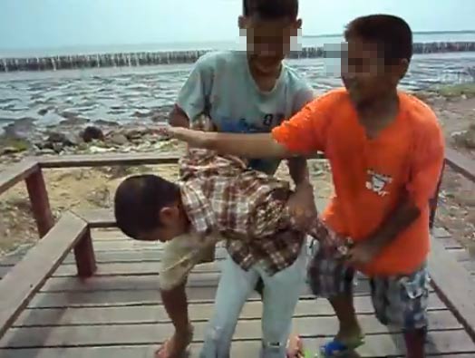 กูเลี้ยง kfc ก็บุญหัวมึงแล้ว