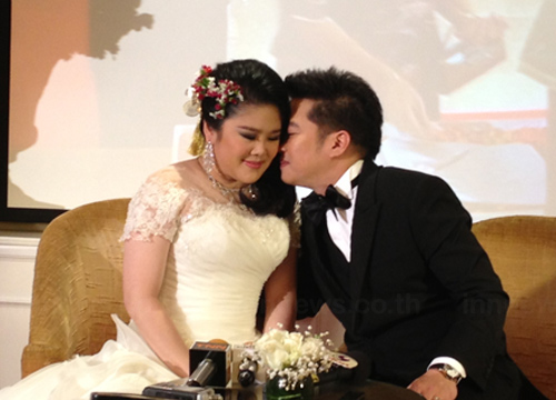 แซนด์ ชยิกา หลานยิ่งลักษณ์ แต่งงาน กับนักธุรกิจเมืองเพชร