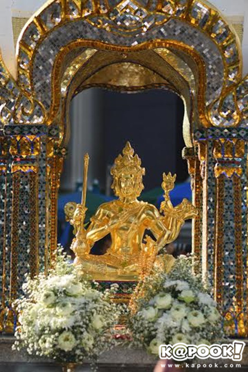 บวงสรวงใหญ่องค์ท้าวมหาพรหม