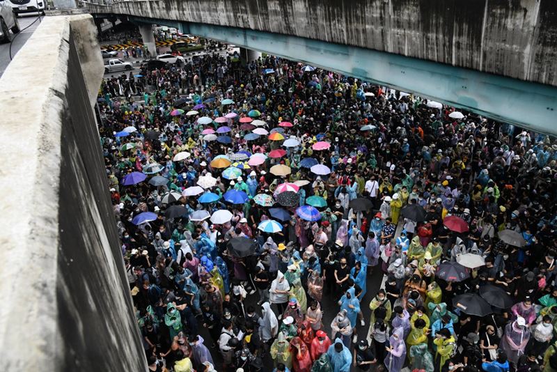 ม็อบ 17 ตุลา