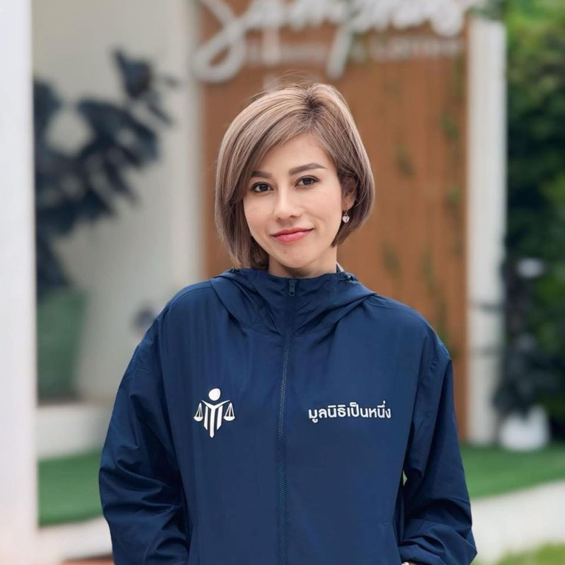 ผู้ว่าฯ นนทบุรี แจ้งความ ต้นอ้อ เป็นหนึ่ง ปลอมลายมือจดตั้งมูลนิธิ - ต้นอ้อ แจงชัด 4 ข้อ