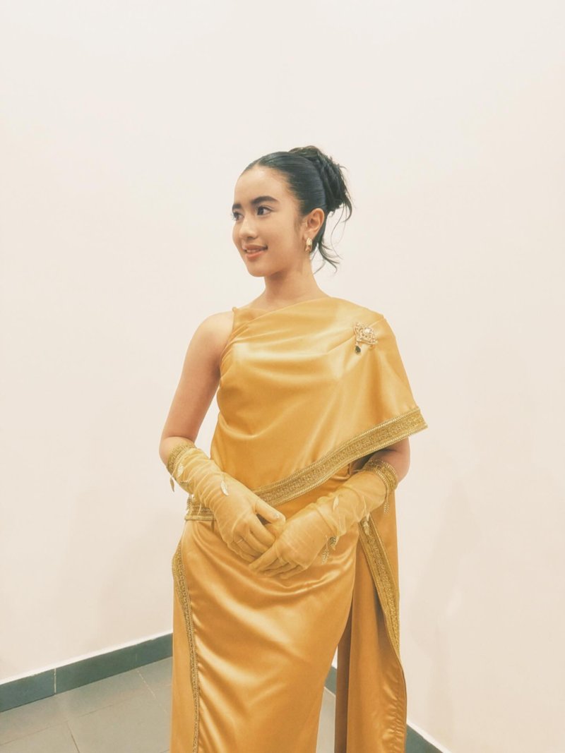 กษัตริย์กัมพูชา ทรงสถาปนา นโรดม เจนณา เจ้าหญิงน้อยแห่งกัมพูชา เป็น นักองค์เจ้ากษัตรีย์ 