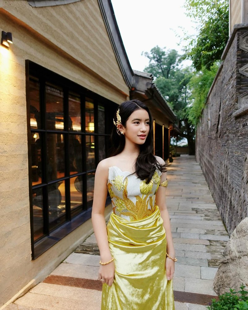 กษัตริย์กัมพูชา ทรงสถาปนา นโรดม เจนณา เจ้าหญิงน้อยแห่งกัมพูชา เป็น นักองค์เจ้ากษัตรีย์ 