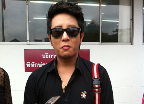 หมอป๊อป ธนัช ณัชวีรกุล