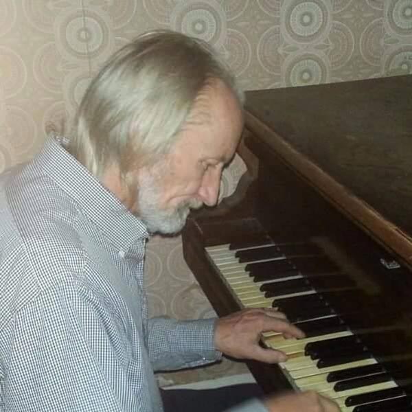 ข่มขืนเด็กกำพร้า