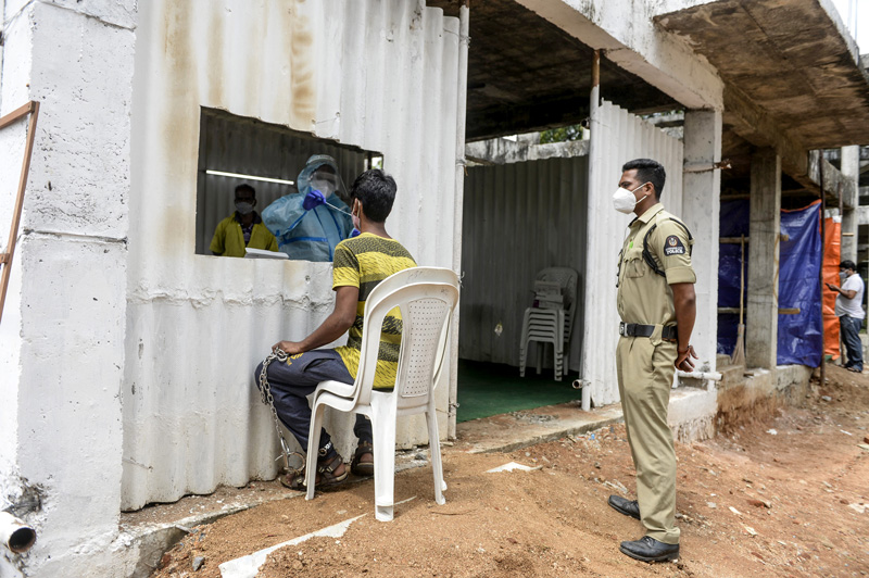 อินเดีย พบอาการป่วยปริศนา