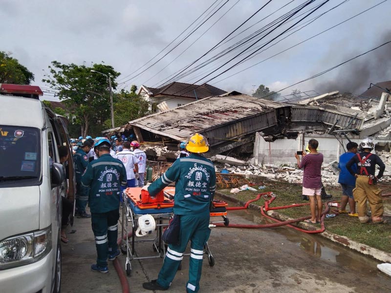 ตึกถล่มกฤษดานคร