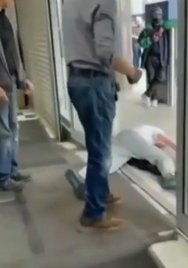 เหยียดเอเชีย