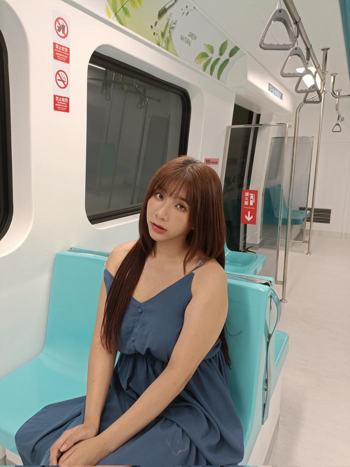 ผัวเล่นหนังโป๊ นักแสดง AV