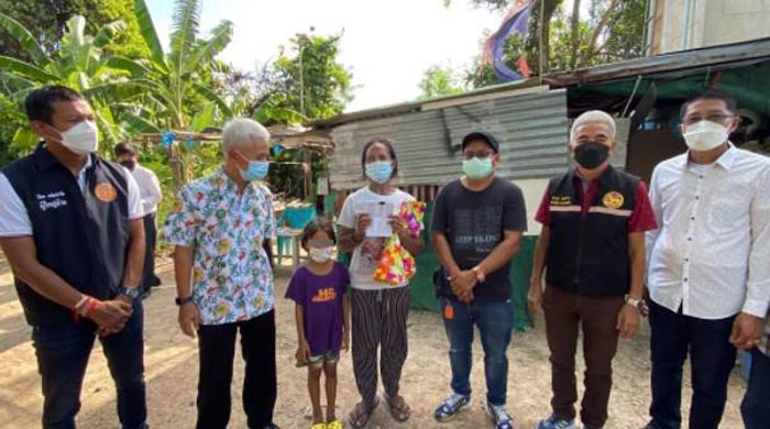 เด็กขอน้ำซุปร้านก๋วยเตี๋ยว