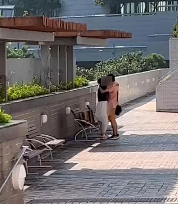 เซ็กส์ในที่สาธารณะ