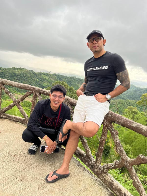 อาร์ม พีรพล ลูกชาย เอ๋ เชิญยิ้ม