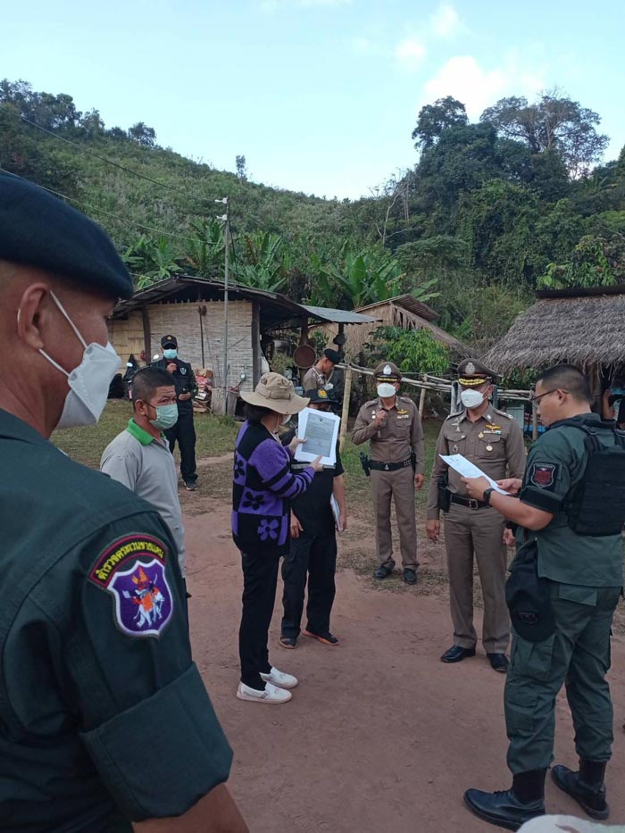 รีสอร์ตสะปันรุกป่า