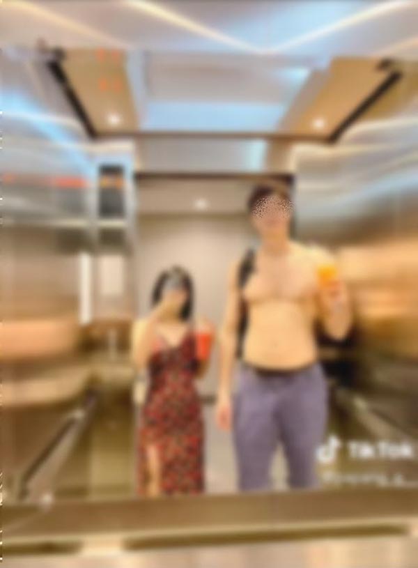 รีวิวรักต่างวัย