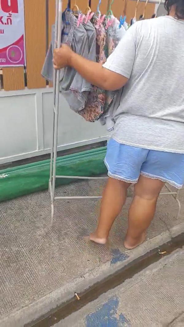 ปัญหาเพื่อนบ้าน