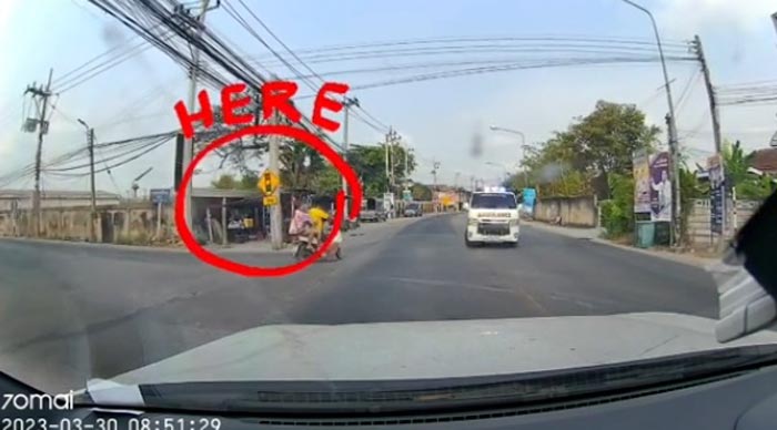 มอเตอร์ไซค์ตัดหน้า