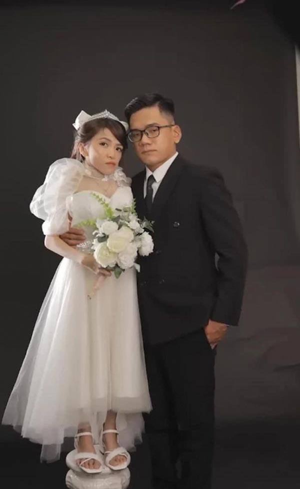 เจ้าบ่าวแต่งงานเจ้าสาวพิการ