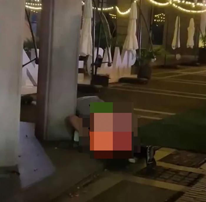 คู่รักมีเซ็กส์กลางแจ้ง