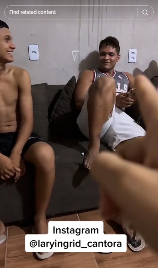 สาวอยู่กินกับสามี 2 คน