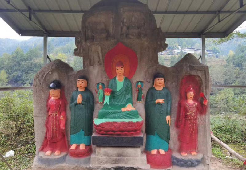 รูปปั้นพระโบราณ